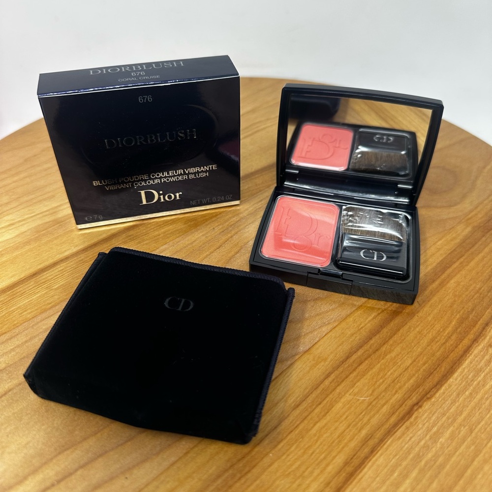 Christian DiorBlush Vibrant Colour Powder Blush #676 Coral Cruise NEW